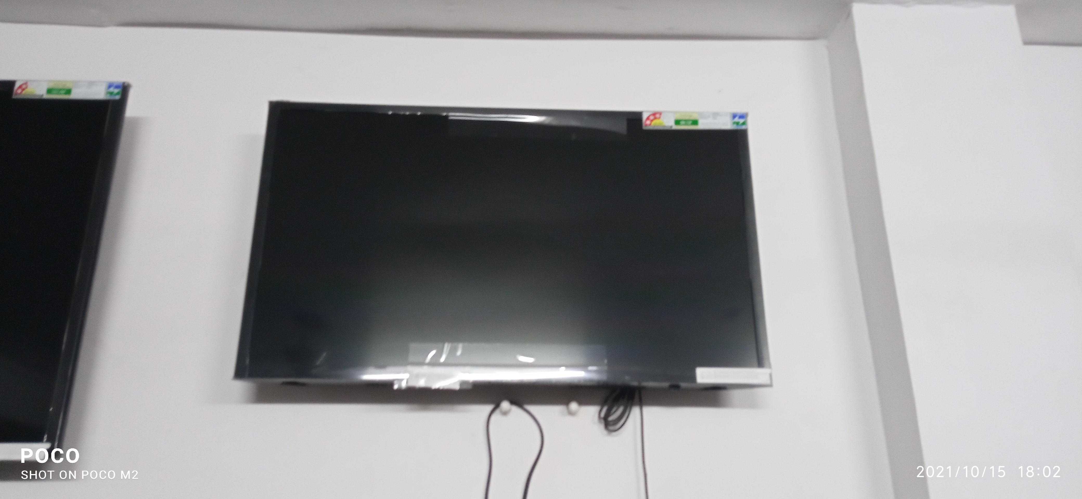 Samsung 32 inch HD TV  N4100